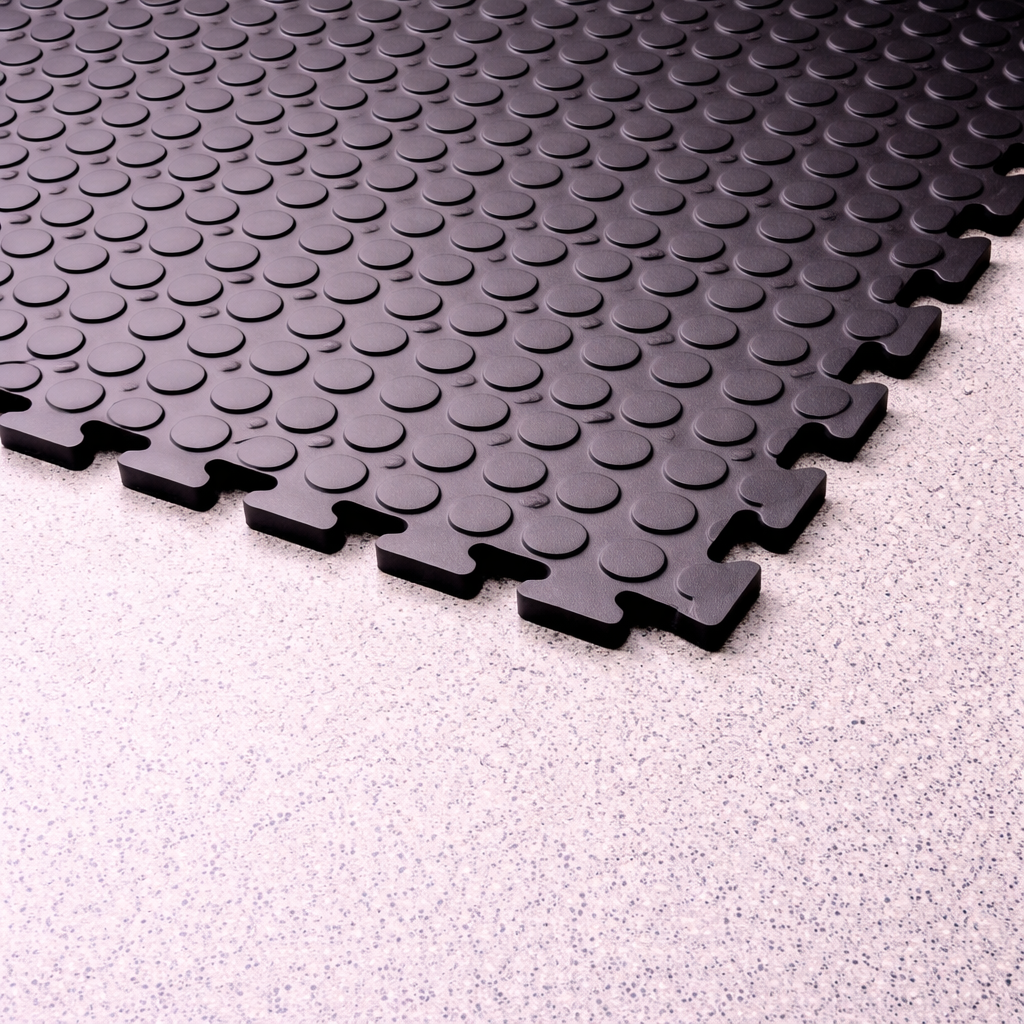 Interlocking 50X50 6mm Black Pimple