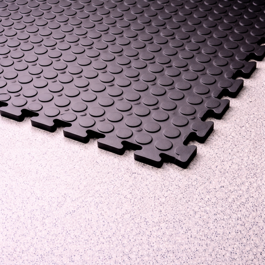 Interlocking 50X50 6mm Black Pimple